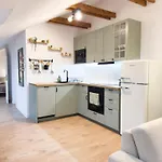 Attic Apartment, Center Of With Private Parking Apartmán *