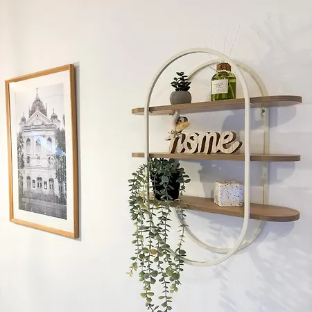 Attic Apartment, Center Of With Private Parking