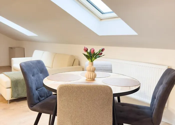 Apartmán Attic Apartment, Center Of With Private Parking